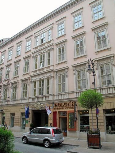 Domina Inn Fiesta - Budapeste Exterior foto